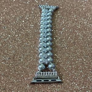 Pearl Apple Watch Band/Bracelet